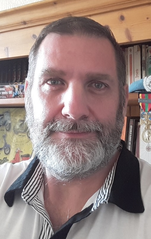 Les psychologues et le secret professionnel - Mythes ou réalités ? Les psychologues et le secret professionnel - Mythes ou réalités ?